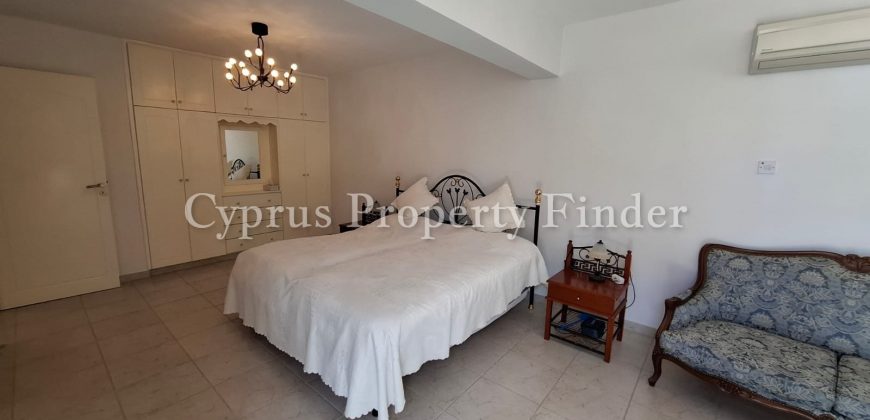 Paphos Chloraka 4Bdr Bungalow For Sale CPF152138