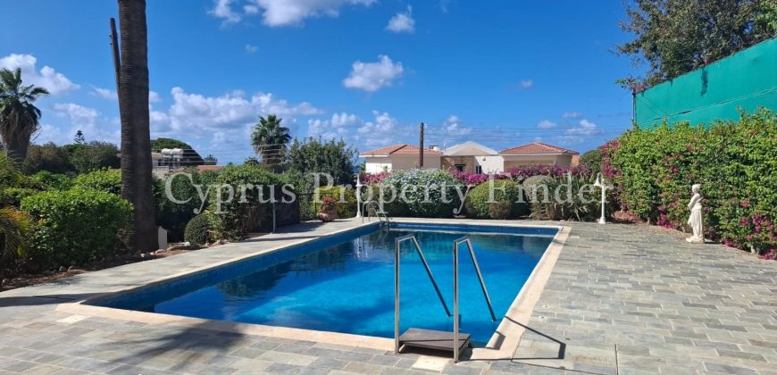 Paphos Chloraka 4Bdr Bungalow For Sale CPF152138