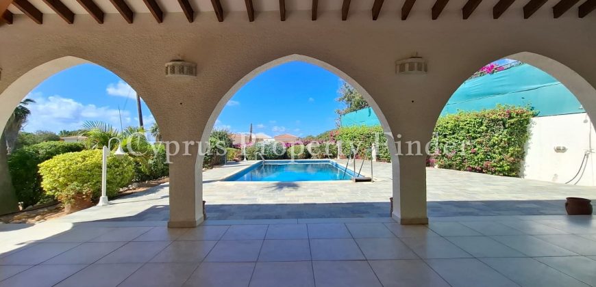 Paphos Chloraka 4Bdr Bungalow For Sale CPF152138