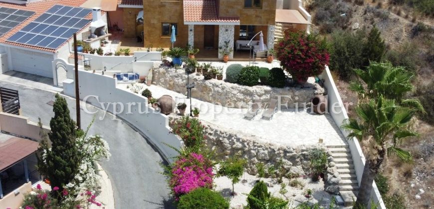 Paphos Chloraka 4Bdr Villa For Sale CPF152122