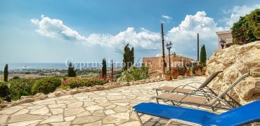 Paphos Chloraka 4Bdr Villa For Sale CPF152122