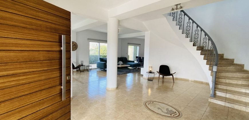 Paphos Chloraka 5Bdr Villa For Sale UQH2500