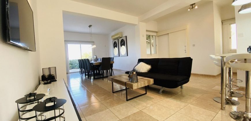 Paphos Chloraka 5Bdr Villa For Sale UQH2500