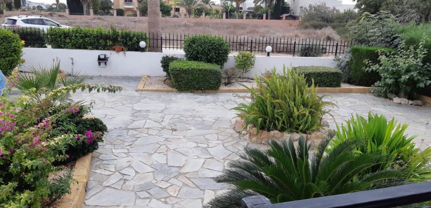 Paphos Chloraka 4Bdr House For Sale NGM11559