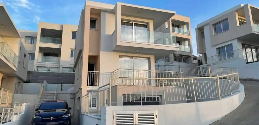 Paphos Chlorakas 4Bdr Detached Villa For Sale KTM104088