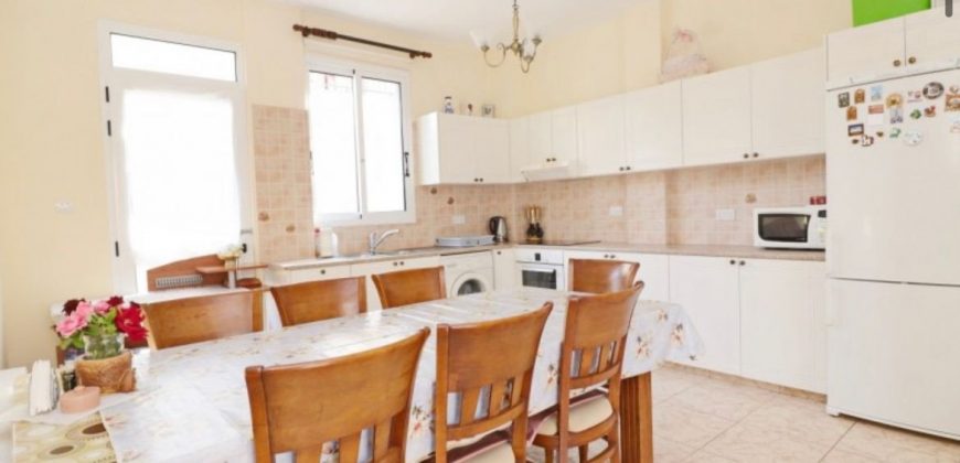 Paphos Chlorakas 4Bdr House (Detached) For Sale FCP40728