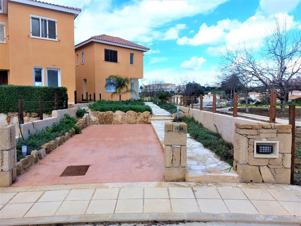 Paphos Chlorakas 4Bdr House (Detached) For Sale FCP46574