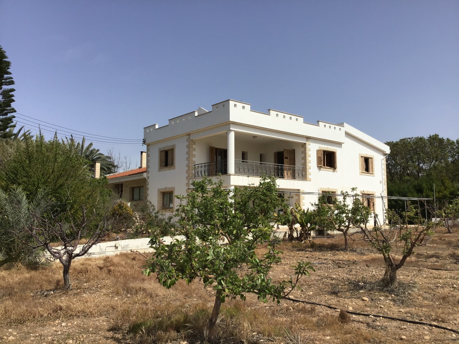 Paphos Chlorakas 7Bdr Detached Villa For Sale KTM90901