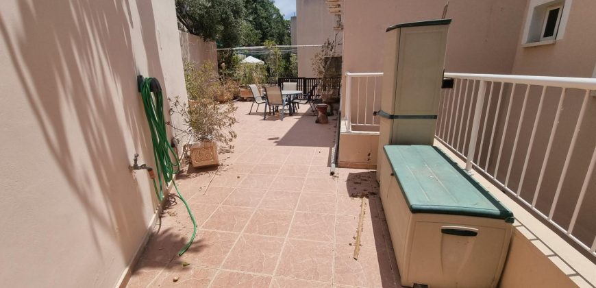 Paphos City Center 5Bdr Penthouse For Sale PNV22078