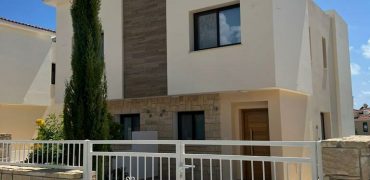 Paphos Coral Bay 2Bdr Townhouse For Sale PRK29834