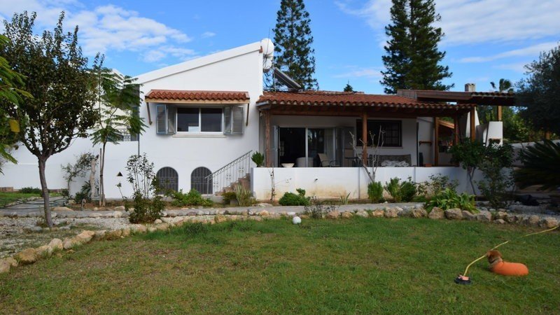 Paphos Coral Bay 3Bdr House (Detached) For Sale FCP21223