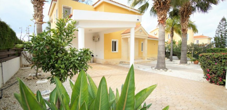 Paphos Coral Bay 3Bdr Villa For Sale PRK36388