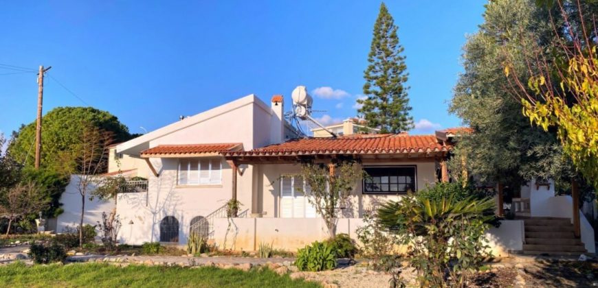 Paphos Coral Bay 3Bdr Villa For Sale PRK38405