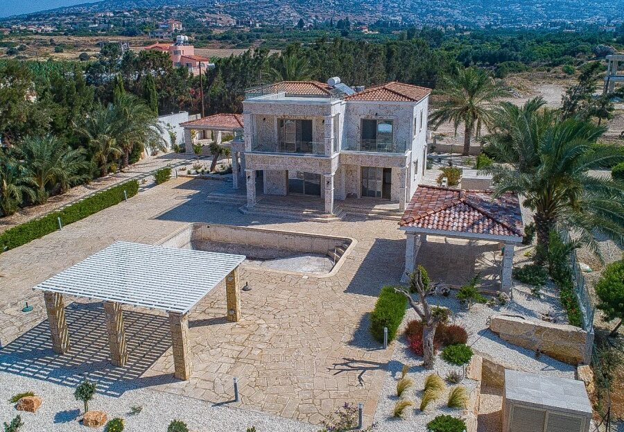 Paphos Coral Bay 4Bdr Villa For Sale PRK37517