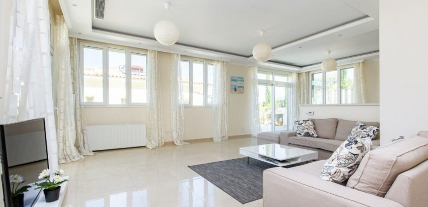 Paphos Coral Bay 4Bdr Villa For Sale PRK37594