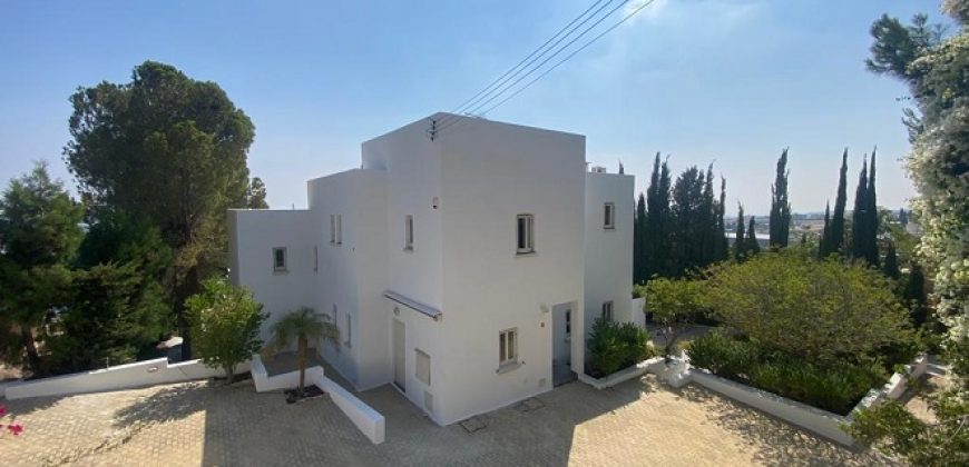 Paphos Coral Bay 5Bdr Villa For Sale PRK33443