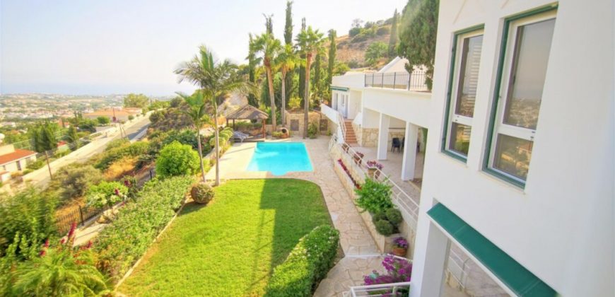 Paphos Coral Bay 6Bdr Villa For Sale PRK37429