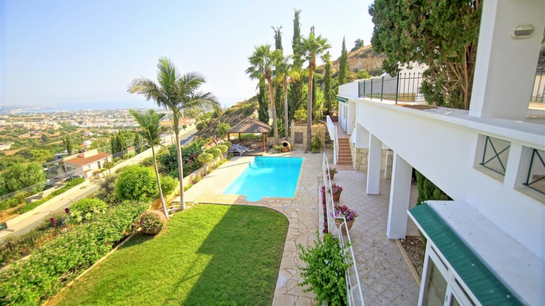 Paphos Coral Bay 6Bdr Villa For Sale PRK37429