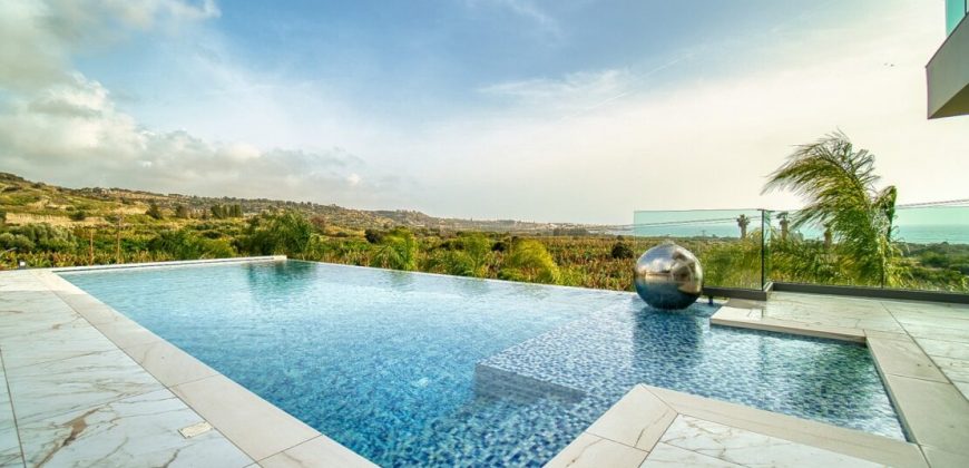 Paphos Coral Bay 7Bdr Villa For Sale PRK41249