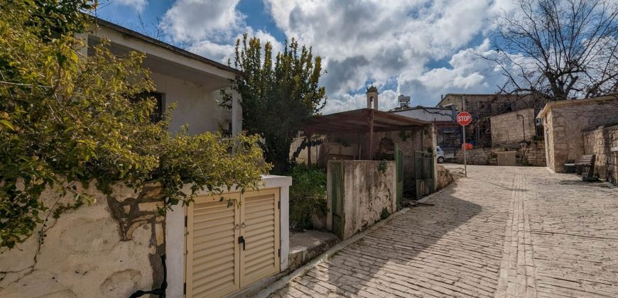 Paphos Drouseia 1Bdr House For Sale NGM12992