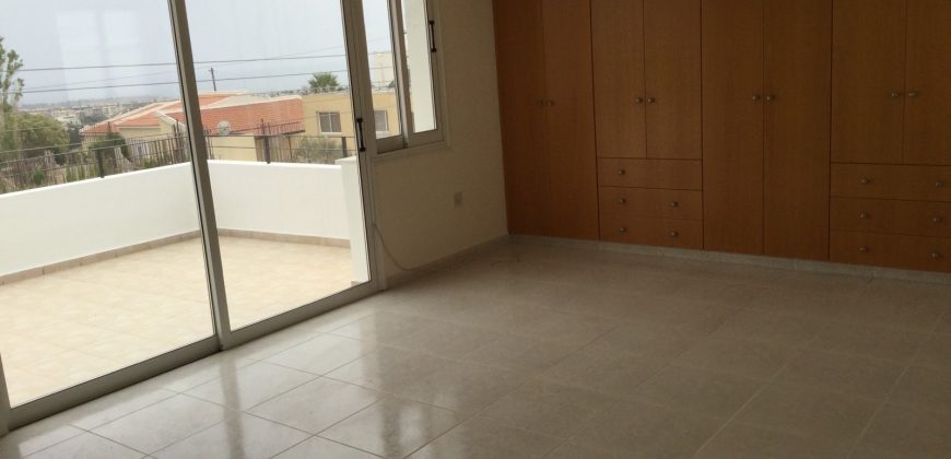 Paphos Empa 4Bdr House For Sale KTM98223