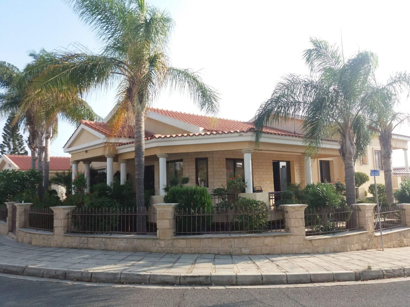 Paphos Empa 6Bdr Detached Villa For Sale KTM94336