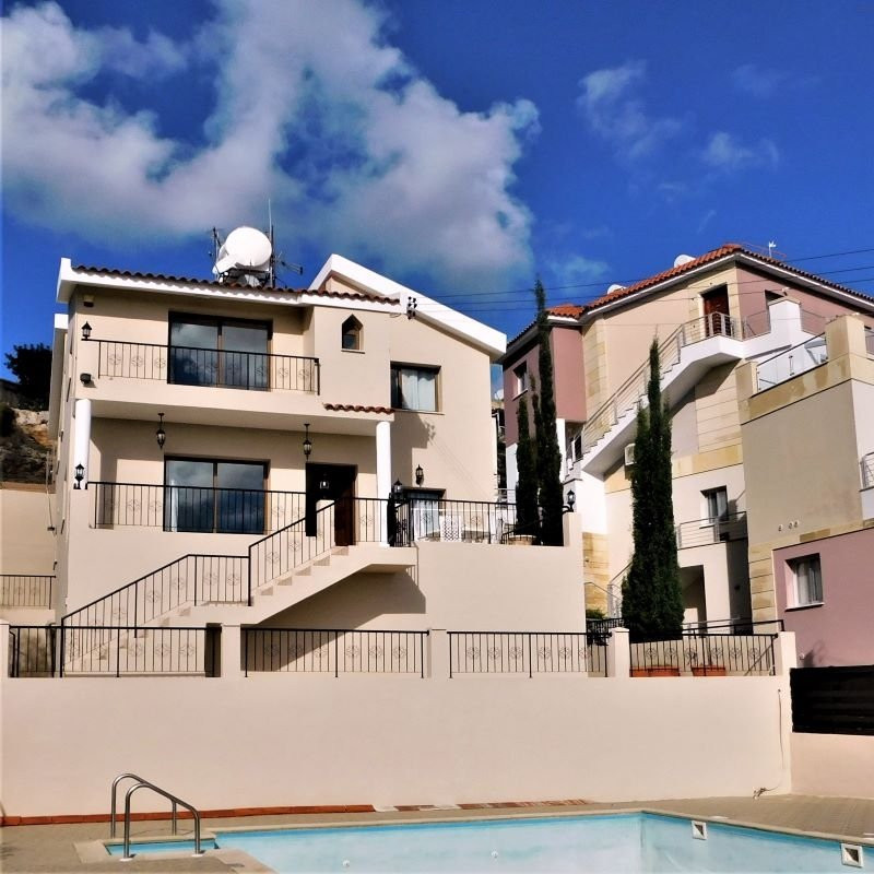 Paphos Geroskipou 4Bdr Villa For Sale NGM8869