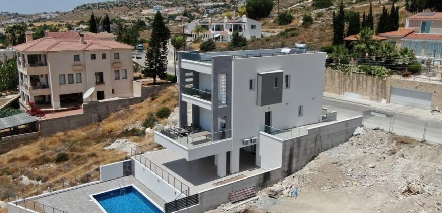 Paphos Geroskipou 4Bdr Villa For Sale UQH2521