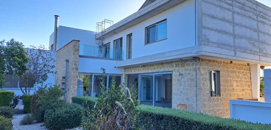 Paphos Geroskipou 5Bdr House (Detached) For Sale FCP43698