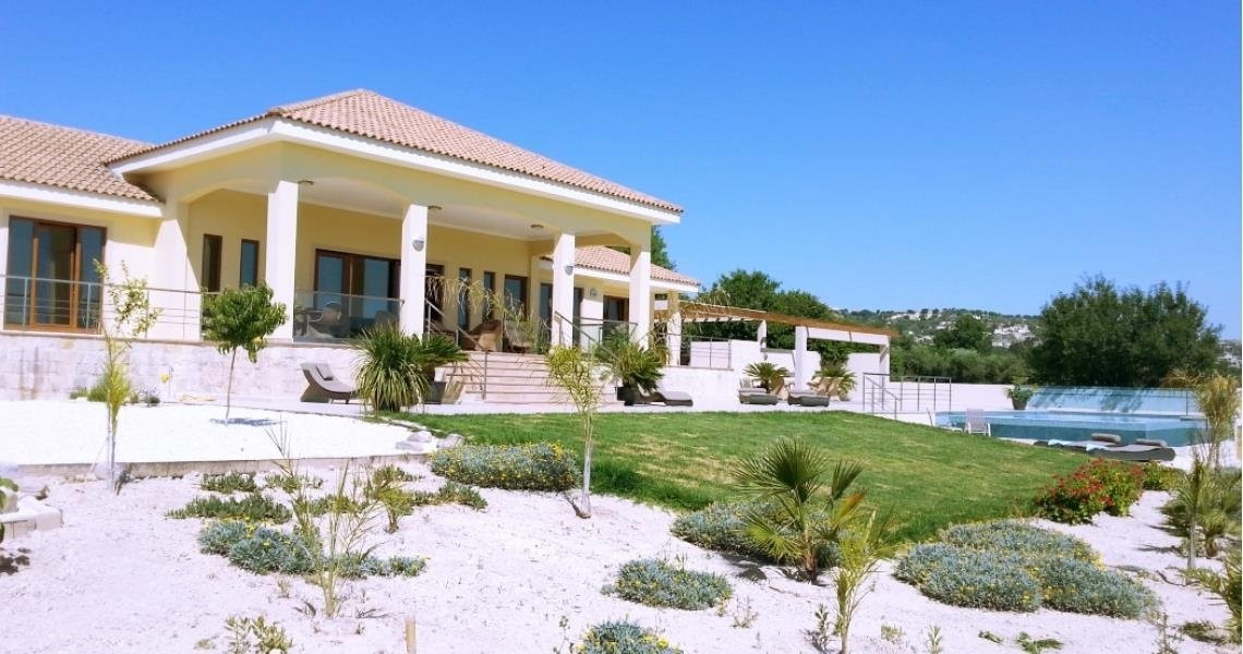 Paphos Kallepia 4Bdr Bungalow For Sale NGM4966