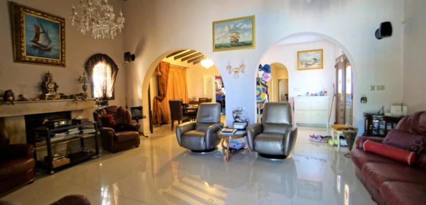 Paphos Kamares Village 4Bdr Bungalow For Sale PRK38615