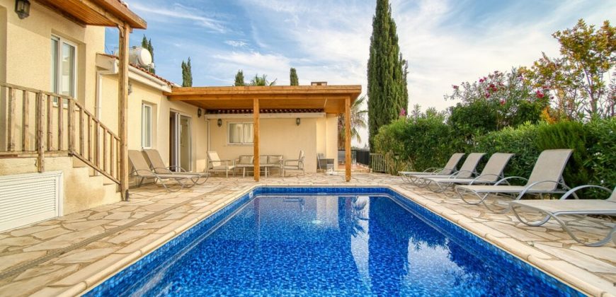 Paphos Kamares Village 5Bdr Villa For Sale PRK35050