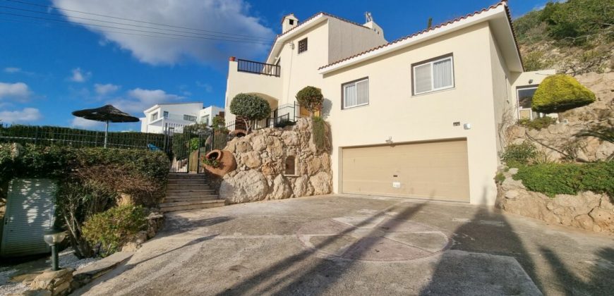 Paphos Kamares Village 5Bdr Villa For Sale PRK35652