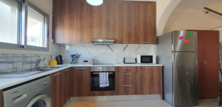 Paphos Kato Pafos 2Bdr Town House For Sale KTM98251