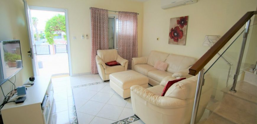 Paphos Kato Paphos 2Bdr Townhouse For Sale PRK36205