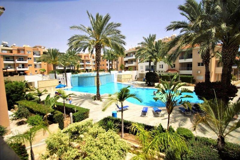 Kato Paphos Universal 2 Bedroom Apartment For Sale BSH40908