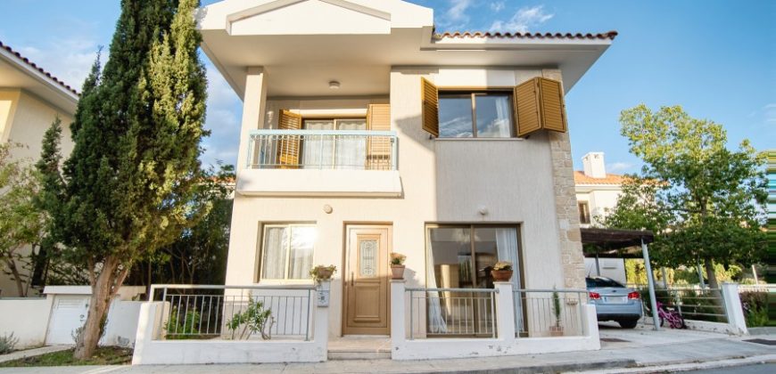 Kato Paphos Universal 2 Bedroom Detached Villa For Sale BSH41128