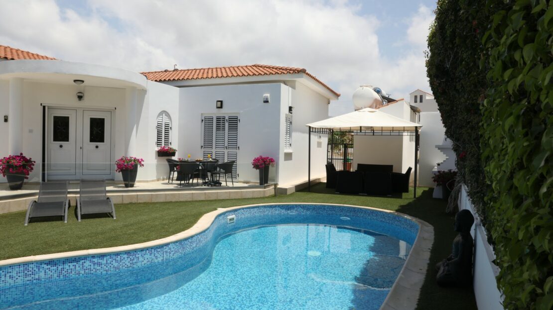 Paphos Kissonerga 3Bdr Bungalow For Sale PRK37107