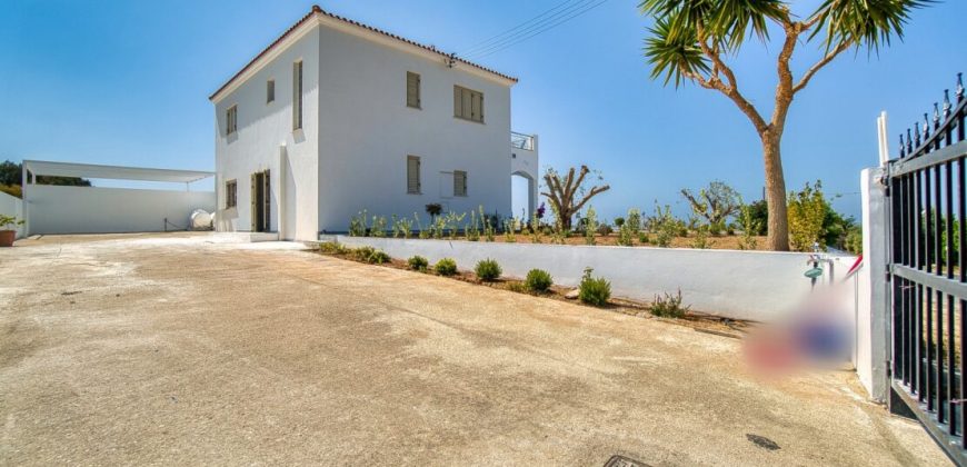 Paphos Kissonerga 3Bdr Villa For Sale PRK41857