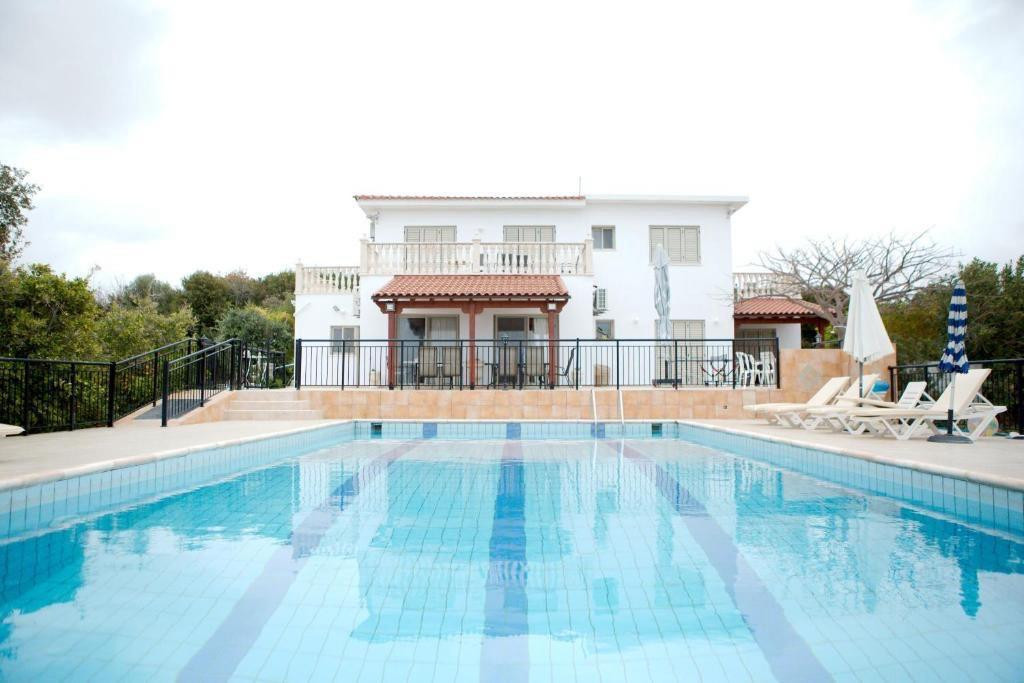 Paphos Kissonerga 5Bdr House (Detached) For Sale FCP28908