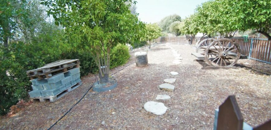 Paphos Kissonerga 5Bdr Villa For Sale PRK36410