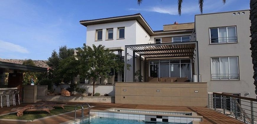 Paphos Konia 4Bdr Villa For Sale NGM12088