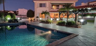 Paphos Konia 6Bdr Villa Detached For Sale WWR12469