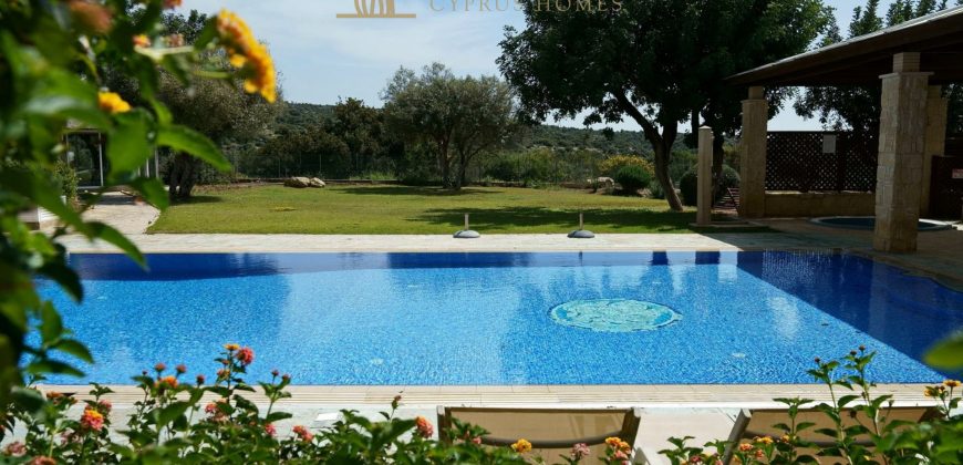 Paphos Kouklia 5Bdr Villa For Sale UQH2793