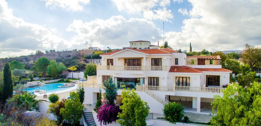 Paphos Letymvou 5Bdr Villa For Sale NGM2613