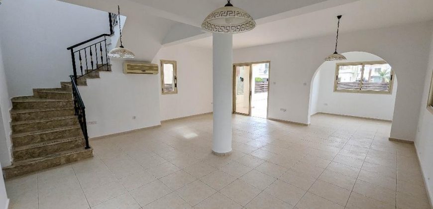 Paphos Mandria 4Bdr House (Detached) For Sale FCP50117