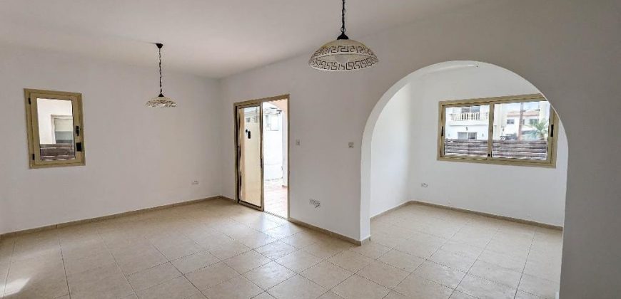 Paphos Mandria 4Bdr House (Detached) For Sale FCP50117