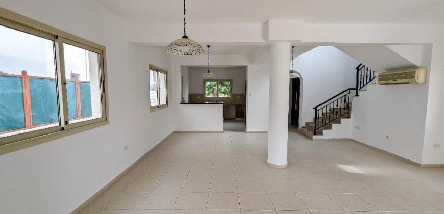 Paphos Mandria 4Bdr House (Detached) For Sale FCP50117