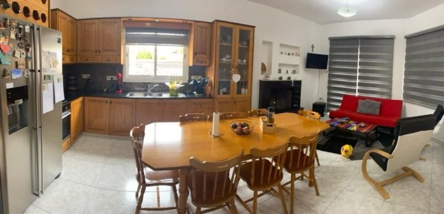 Paphos Mesogi 5Bdr Villa For Sale PHN1068