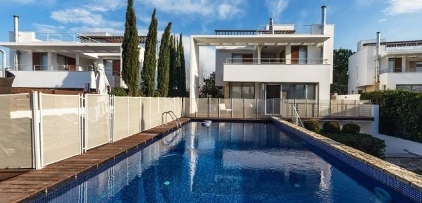 Paphos Neo Chorio 4Bdr Villa For Sale NGM12433